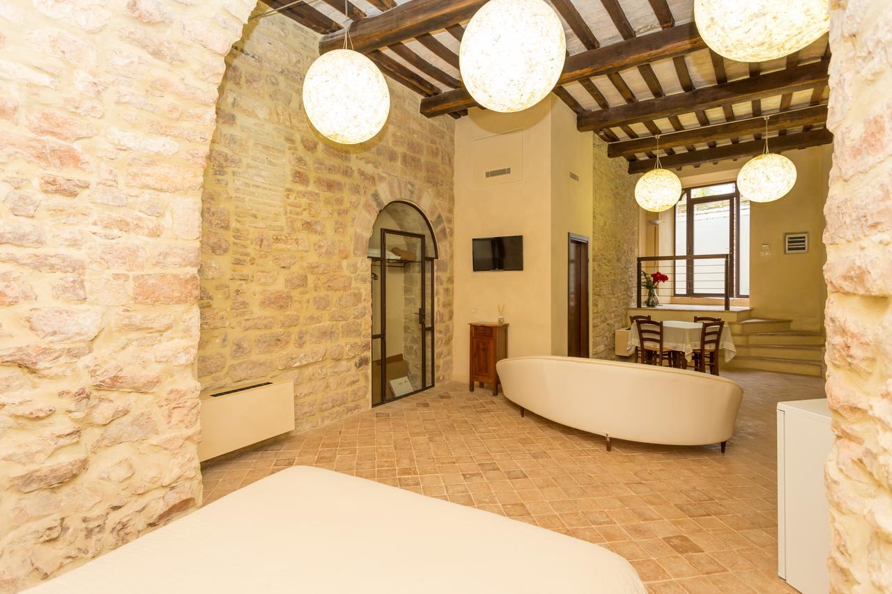 Apartments by La Zuppa Inglese Assise Extérieur photo