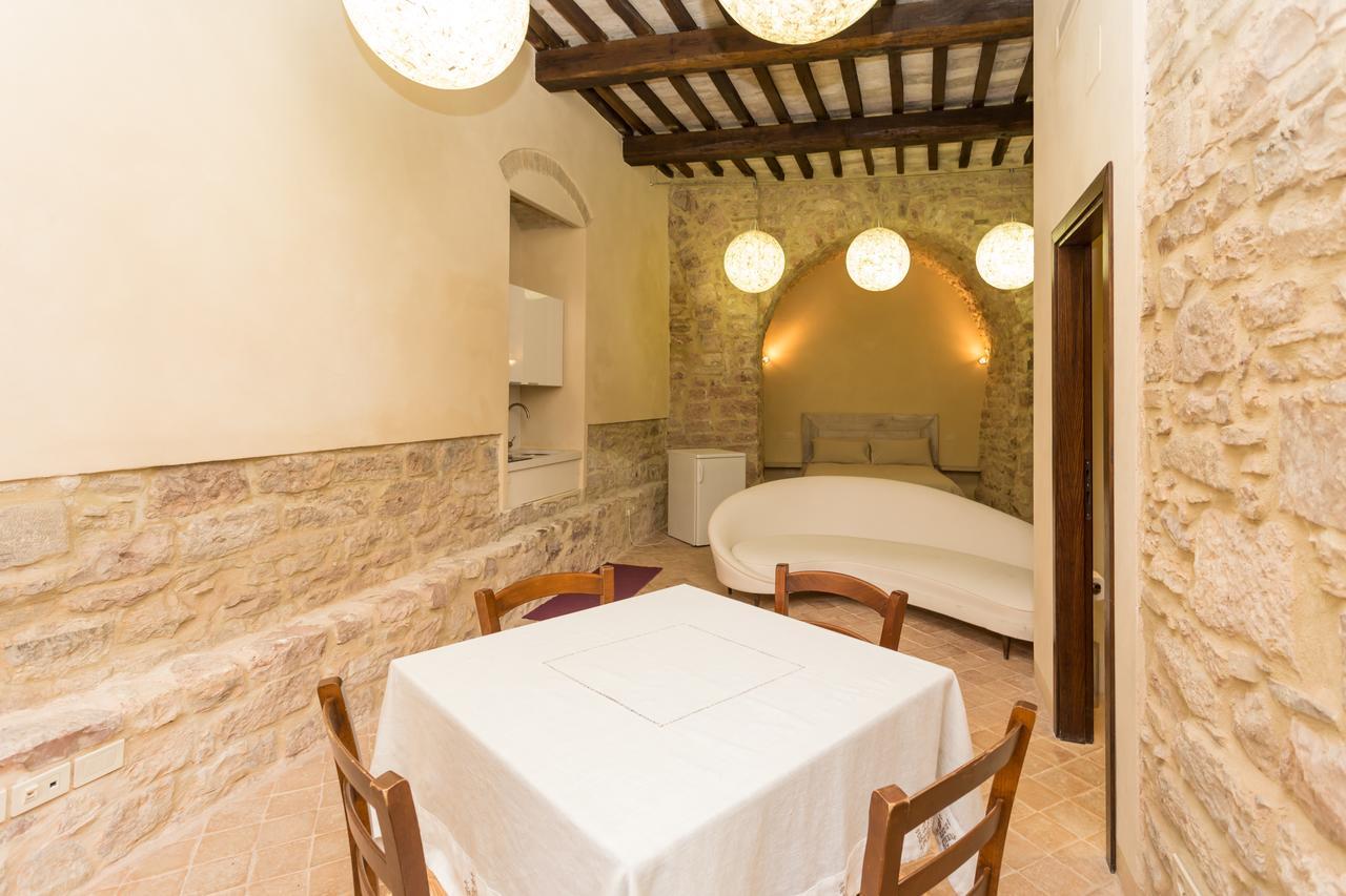 Apartments by La Zuppa Inglese Assise Extérieur photo