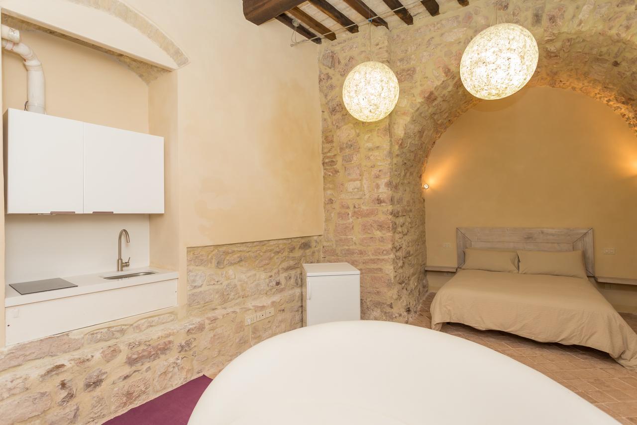 Apartments by La Zuppa Inglese Assise Extérieur photo